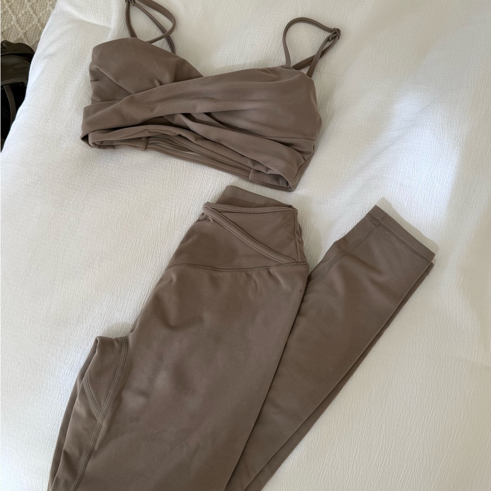 Women's Workout Set